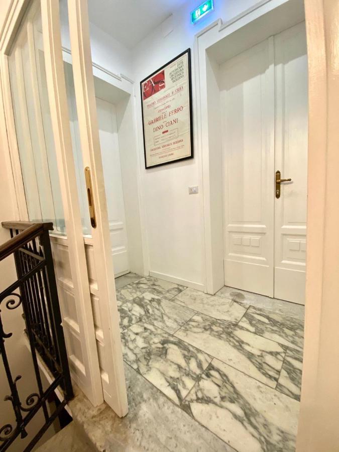레조디칼라브리아 Al Teatro B&B 외부 사진